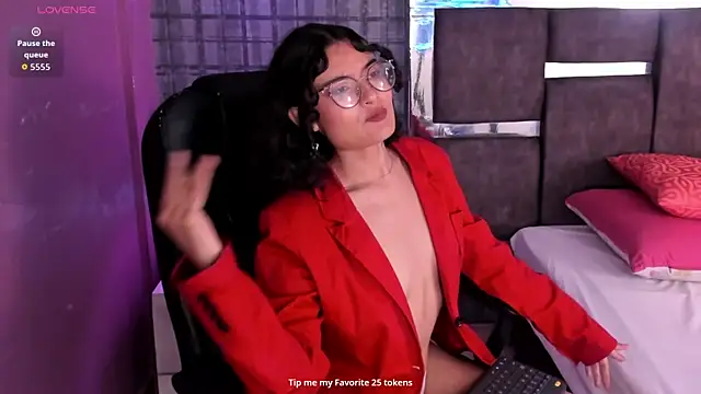 MirandaBunny online show from 28, 7, 2026