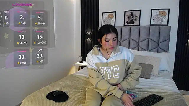 Bella Cute 01 online show from 21, 7, 2026