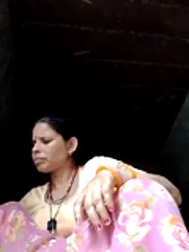 Snapshot of miss_reena93036 chatting on 19, 7, 2026 miss reena93036 online show from 19, 7, 2026