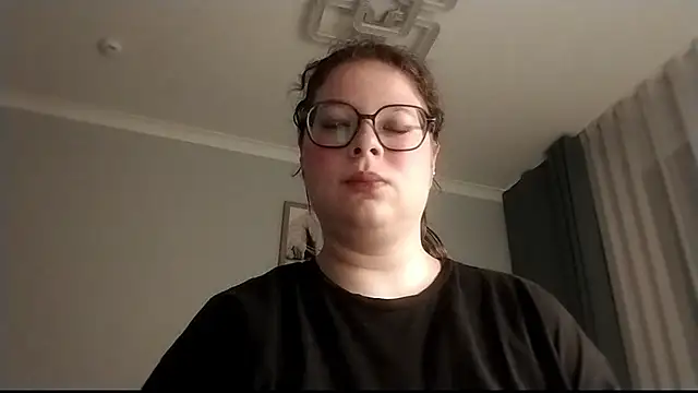 MulaVixen online show from 19, 7, 2026