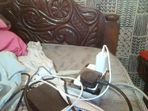 queenzulfa online show from 8, 8, 2026