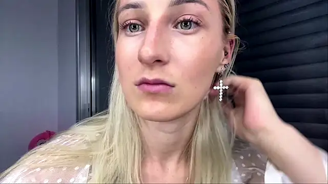Velourlab online show from 20, 7, 2026