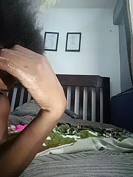 brownycurvey online show from 22, 7, 2026