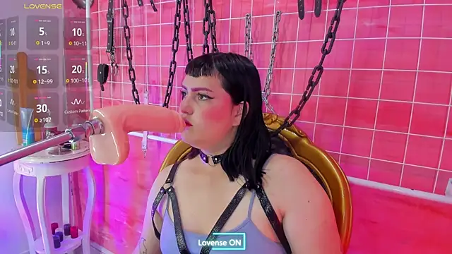 Xina Dark online show from 26, 7, 2026