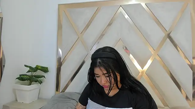 gabycutee  online show from 25, 7, 2026