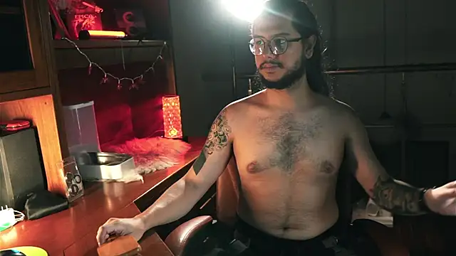 NurNikolao online show from 23, 7, 2026