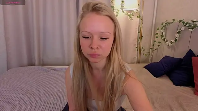Milana r0se online show from 28, 7, 2026