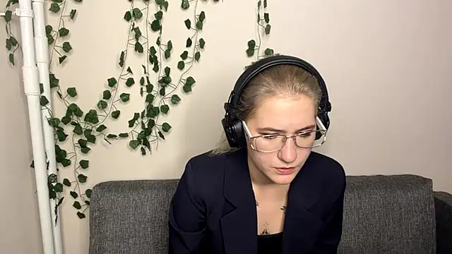 Litliu online show from 27, 7, 2026
