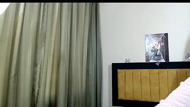 LUNAXS online show from 27, 7, 2026