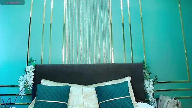 KissDreamm online show from 28, 7, 2026