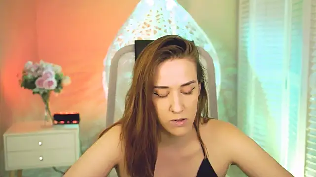 emillylopez  online show from 28, 7, 2026