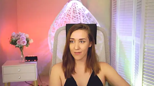 emillylopez  online show from 28, 7, 2026