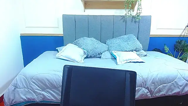 jessi fem online show from 29, 7, 2026