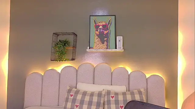 VioletLux  online show from 27, 7, 2026