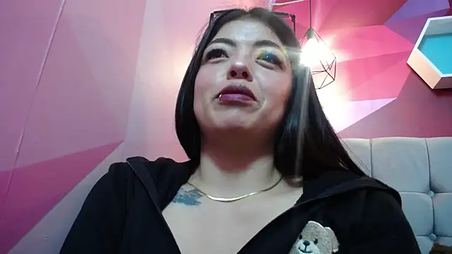 VALENTINA PURPLE online show from 28, 7, 2026
