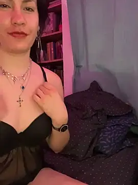 DiviNina online show from 23, 7, 2026