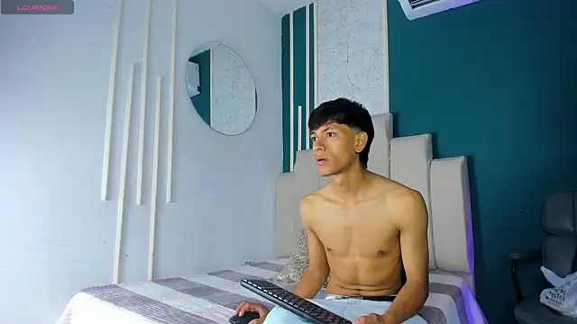 Snapshot of Im_Kael_ chatting on 30, 7, 2026 Im Kael online show from 30, 7, 2026
