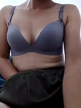 Isla-Natalia online show from 19, 7, 2026