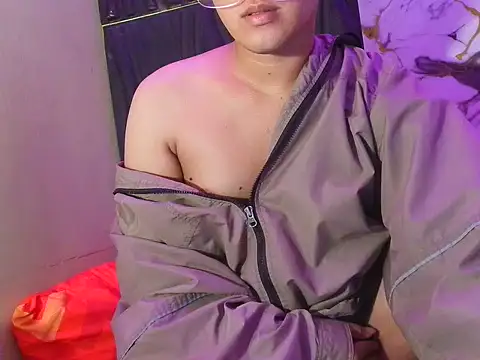 addy hugecok online show from 22, 7, 2026