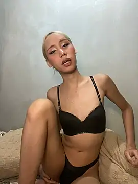mariannedelaine online show from 20, 7, 2026