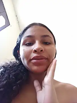Lia Foz online show from 21, 7, 2026