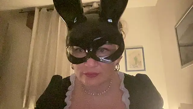 69ladyeva69 online show from 23, 7, 2026