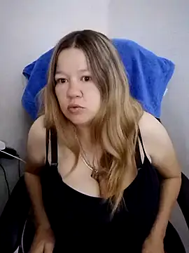 Snapshot of Juliamodest1 chatting on 25, 7, 2026 Juliamodest1 online show from 25, 7, 2026