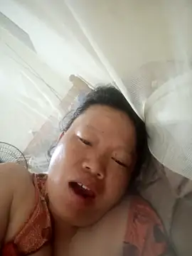 Queenie9z online show from 23, 7, 2026