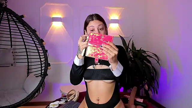 Cherry Velour  online show from 25, 7, 2026