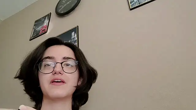 TameshaCreggett online show from 27, 7, 2026