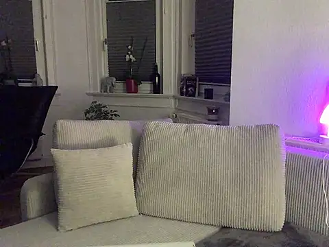 LaraaMaxx online show from 30, 7, 2026