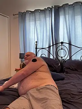 greyoakbear online show from 22, 7, 2026