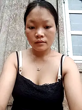 Linana cute online show from 28, 7, 2026