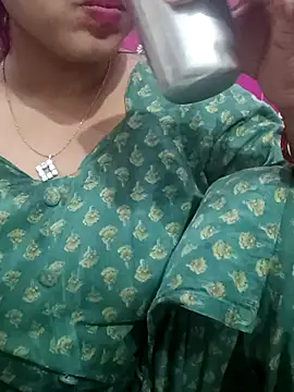 charu cam online show from 25, 7, 2026
