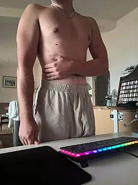 Lucas Macdick online show from 24, 7, 2026