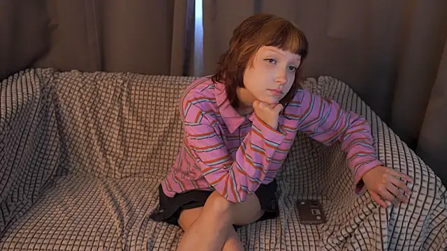 WinifredCrisalli online show from 23, 7, 2026