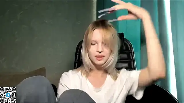 JessicaLowland online show from 28, 7, 2026