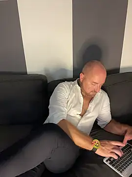 just luca online show from 30, 7, 2026
