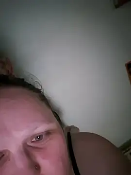 Snapshot of Mellegirl chatting on 25, 7, 2026 Mellegirl online show from 25, 7, 2026