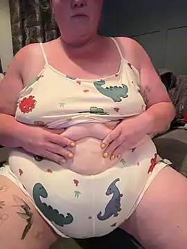 Curvy-BellaXXX online show from 28, 7, 2026