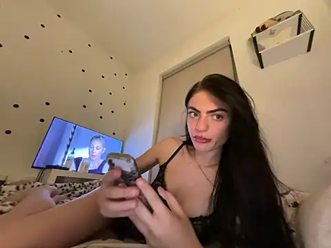 lottieraexx online show from 4, 8, 2026