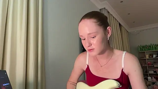 redgirl8642 online show from 28, 7, 2026