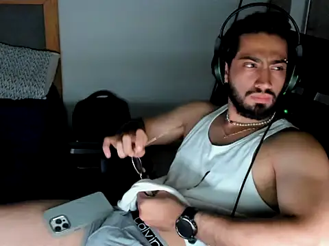 Thiagox2002 online show from 23, 7, 2026