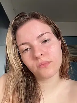 heyitskiara online show from 28, 7, 2026