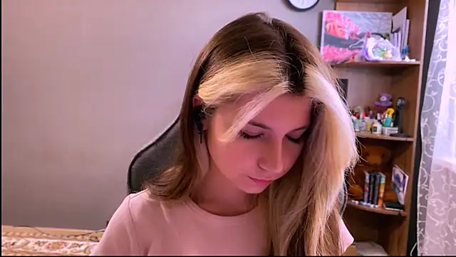 SherikaAzzarella online show from 24, 7, 2026