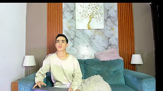 GOLDEN BOSS online show from 28, 7, 2026