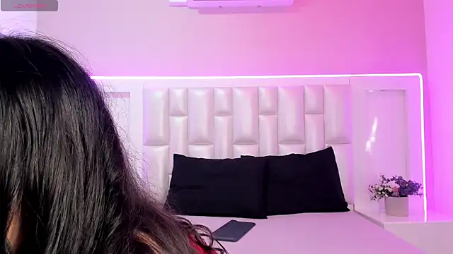 Abby Moree  online show from 24, 7, 2026