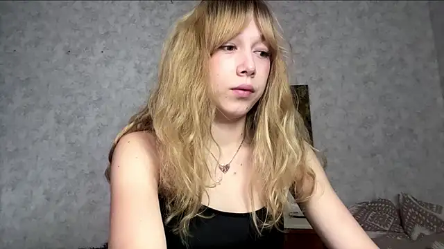 AriaFlyFerrari online show from 25, 7, 2026