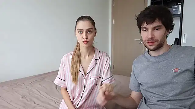 scarlettmett online show from 27, 7, 2026