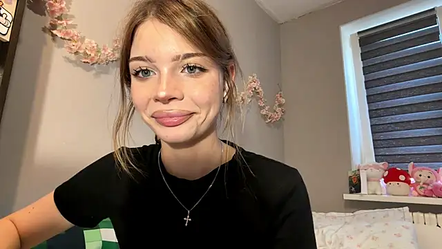 AngeliaClougher online show from 28, 7, 2026